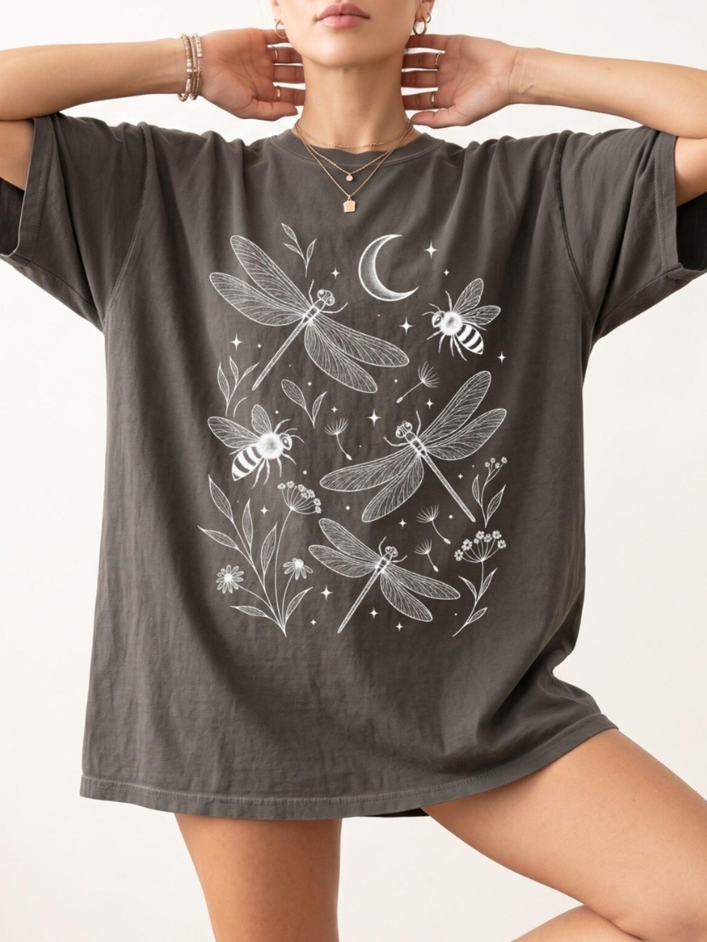 Comfort Colors Pepper Graphic Dragonfly & Bee Short Sleeve Tee